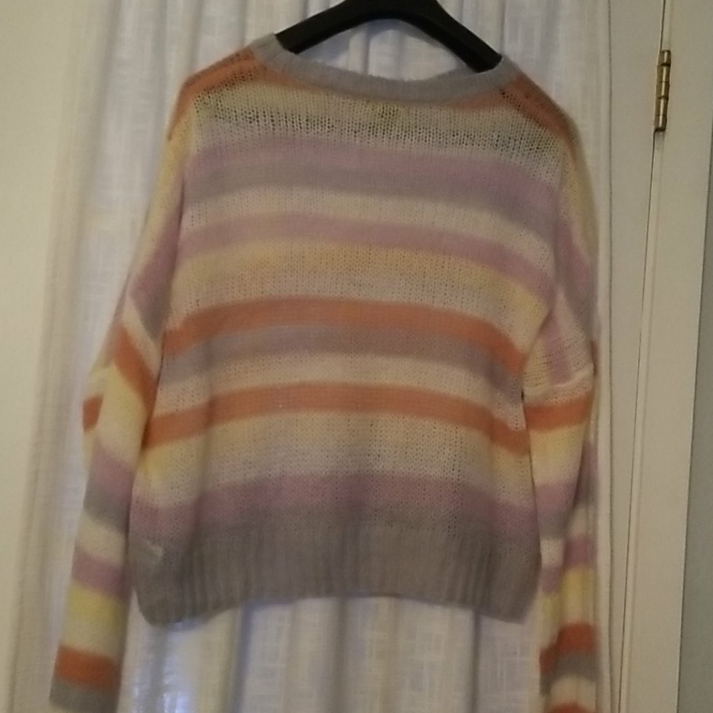 Sweater - Picture 3 of 3